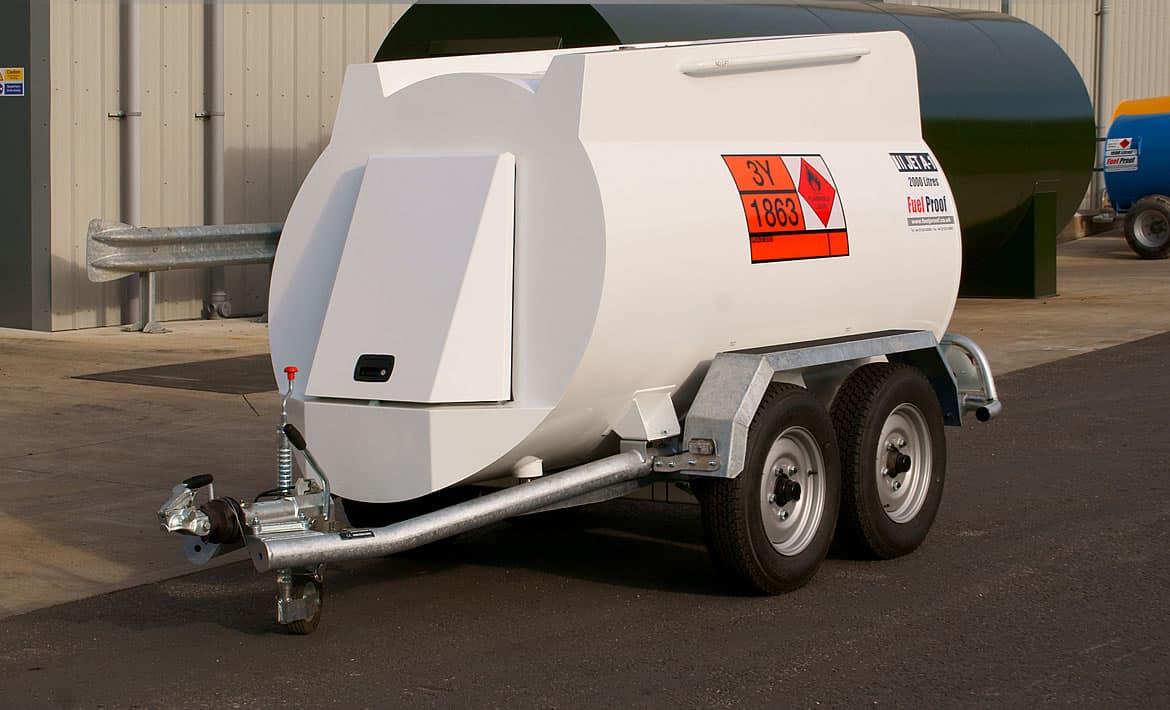 Fuel Proof 2000 liter drivstoffhenger for flydrivstoff med dieselmotorpumpe