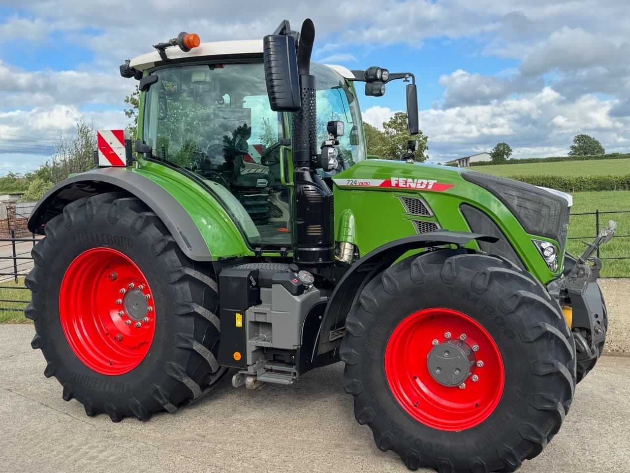 Fendt 724 ProfiPlus Gen6 – 2022-modell – 4 760 timer